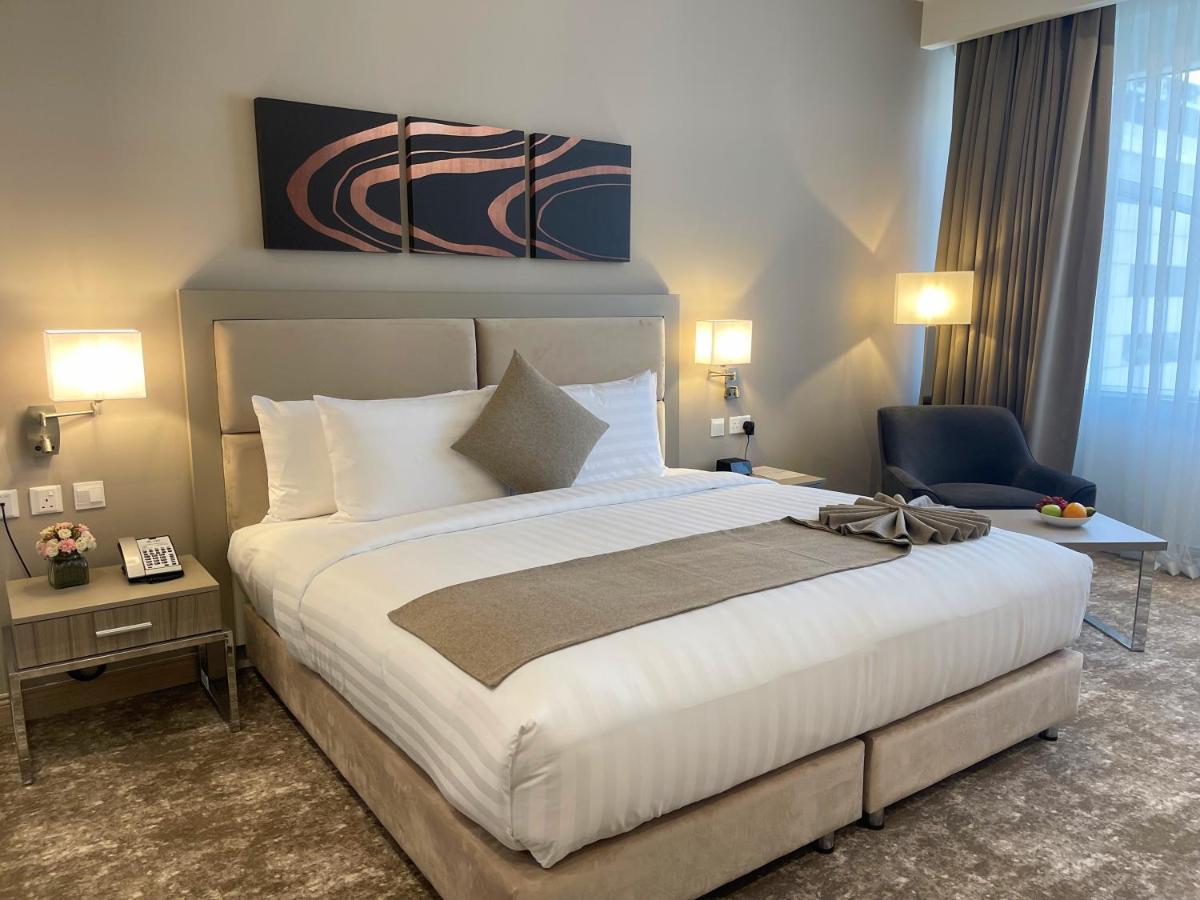 Gloria Hotel & Suites Doha Extérieur photo